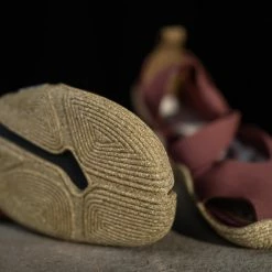 Wildling Shoes B_Amarantfeder